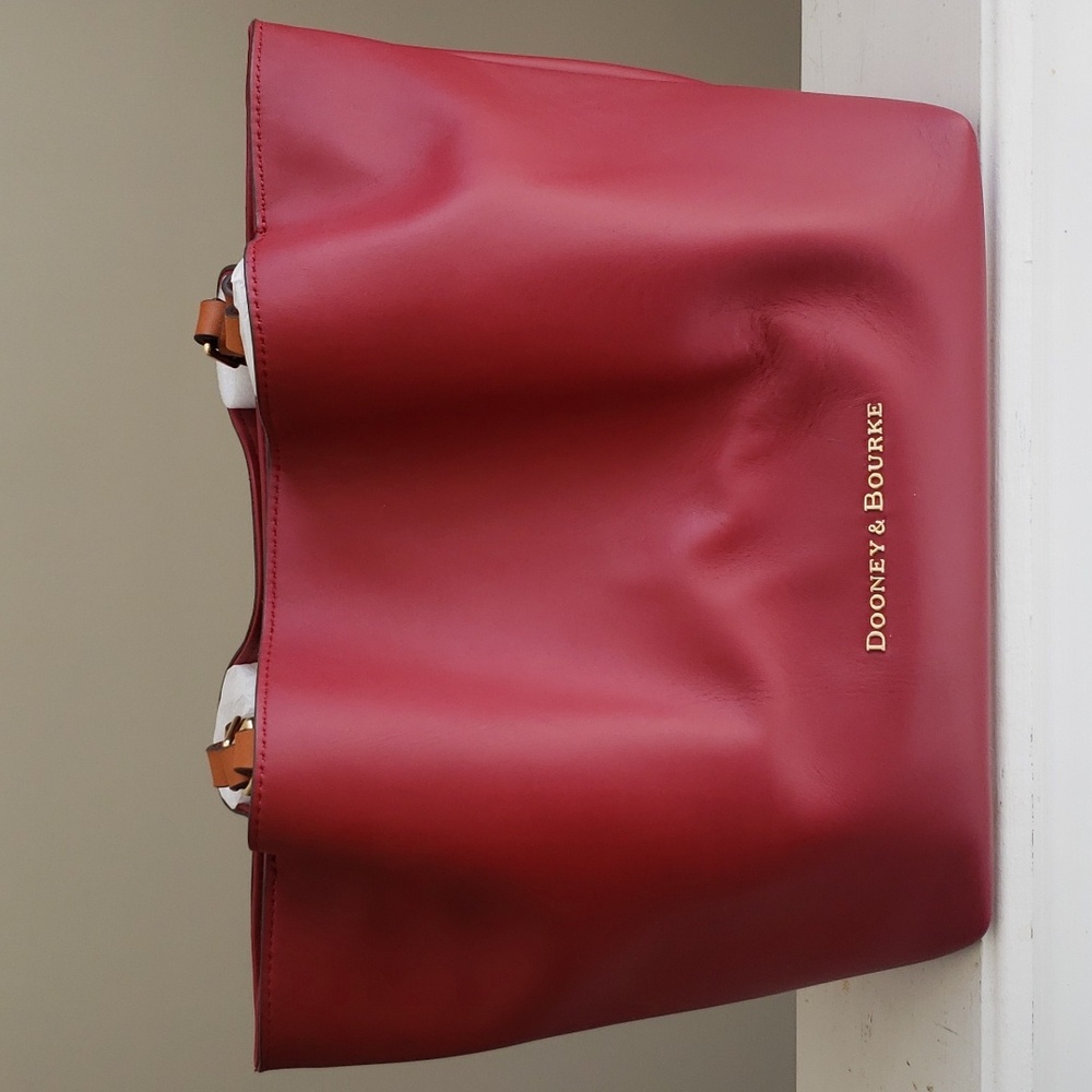 Dooney and Bourke Flynn